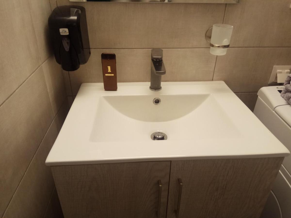 Apartmán Myhome! Modern, Huge, Central, Quiet, Clean Atény